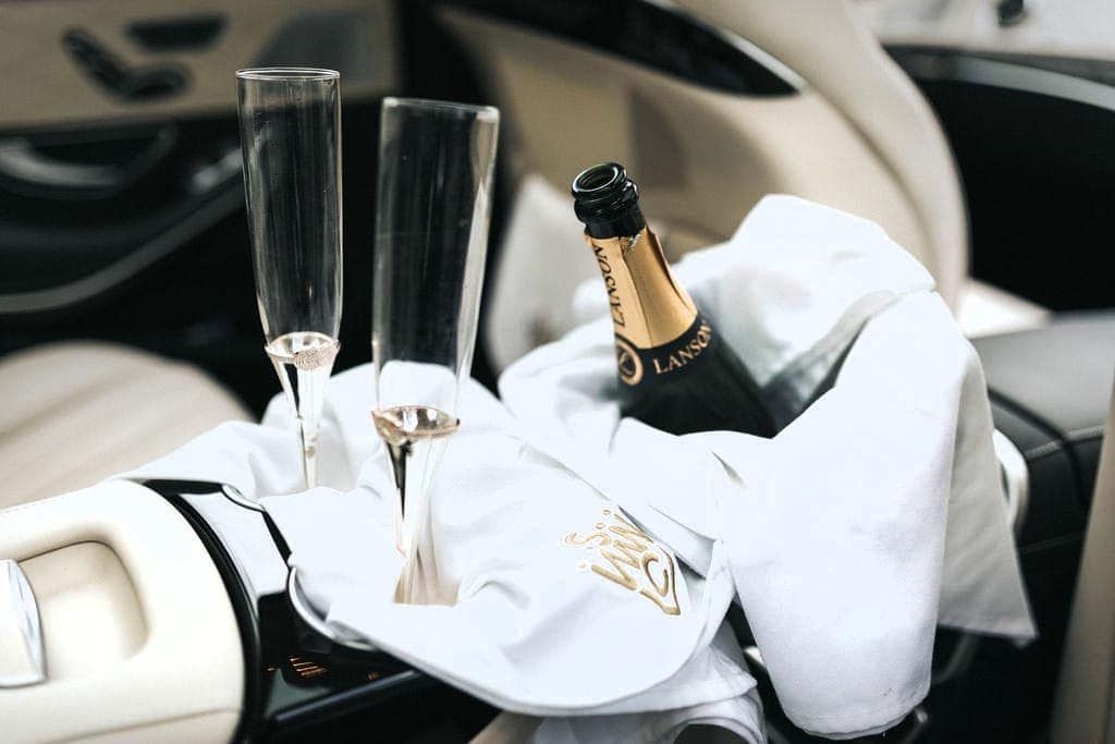 wedding car Champagne in bucket
